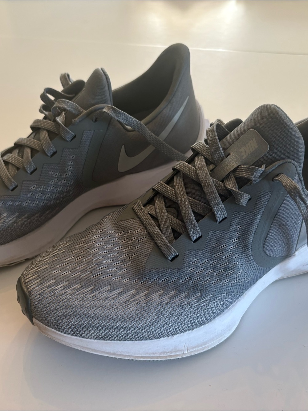 Nike Women’s Size 9 Grey Breathable Running Shoes